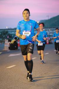 BIB: 6880
                            <button type="button" onclick="openModal(3392632)" class="btn btn-primary btn-sm float-right btn-popup" data-toggle="modal" data-target=".modal-high-quality">
                        <i class="fas fa-shopping-cart"></i> Add to Cart
                    </button>
                                            <button type="button" onclick="isThisMe(3392632, true)" class="btn btn-success btn-sm float-right btn-popup btn-isme hidden" data-toggle="tooltip" data-placement="bottom" title="นี่คือรูปของคุณใช่ไหม คลิกที่นี่เพื่อเอาเข้าอัลบั้ม">
                        <i class="fas fa-plus"></i> Add to album
                    </button>
                    <button type="button" onclick="isThisMe(3392632, false)" class="btn btn-warning btn-sm float-right btn-popup btn-isnotme hidden">
                        <i class="fas fa-ban"></i> Remove from album
                    </button>